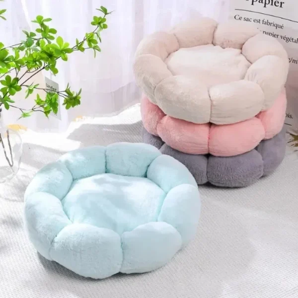 Pet Products Creative Flower Shaped Comfortable Sleeping Pet Beds